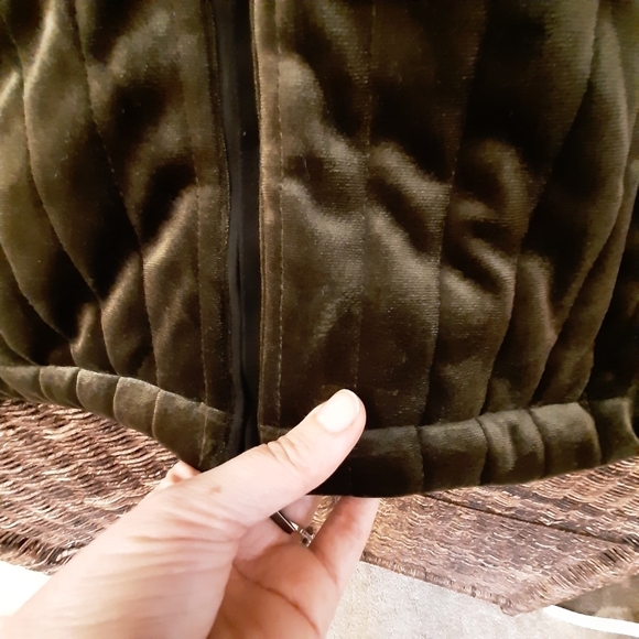 Lysse Coat Womens XS Green Shea Quilted Velvet Funnel Neck Jacket Velour Bomber - Picture 3 of 13